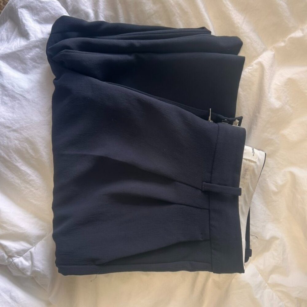 Aritzia Effortless Pants